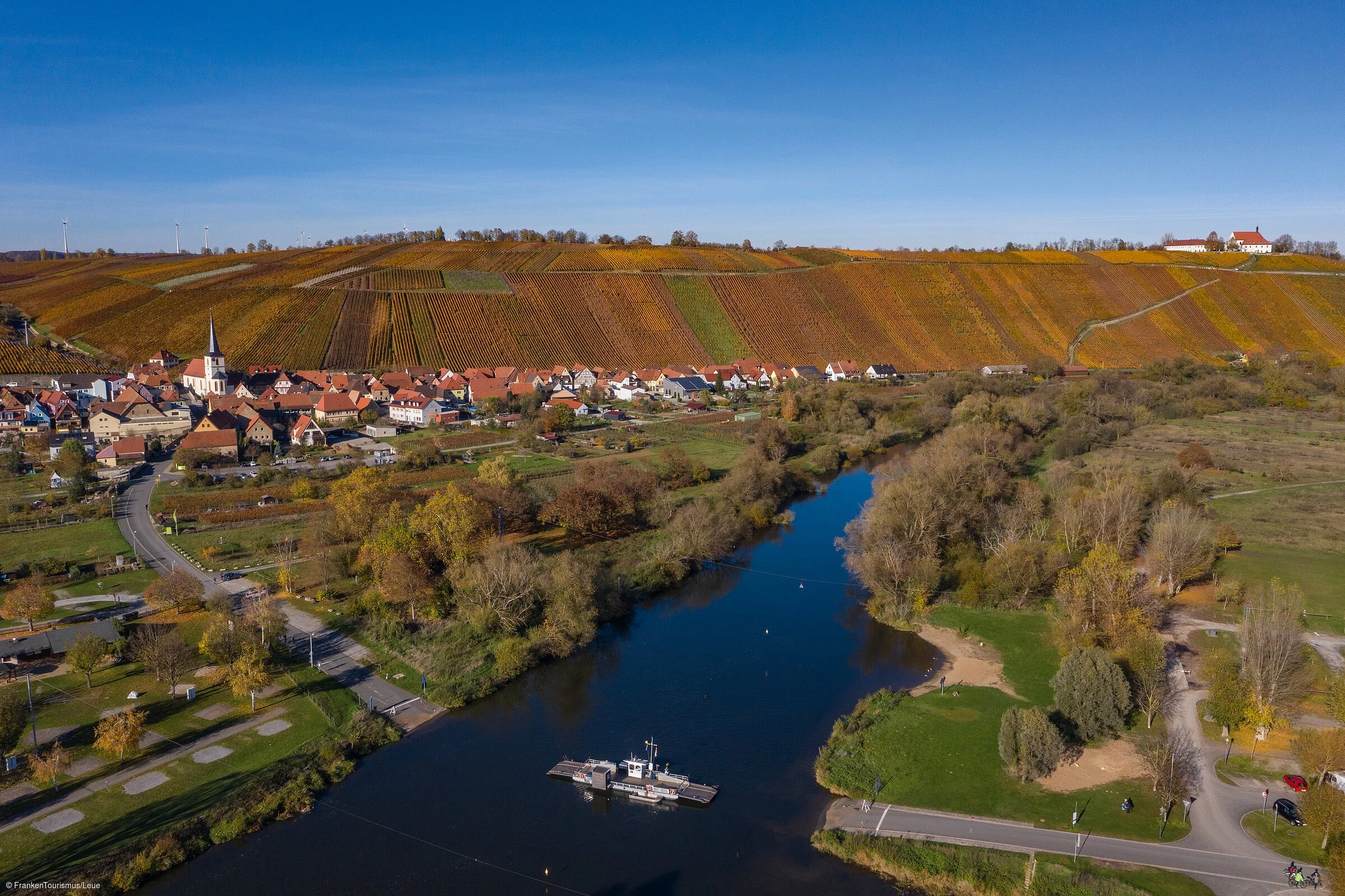 Mainfähre zwischen Nordheim a.Main und Escherndorf (Nordheim a.Main/Fränkisches Weinland)