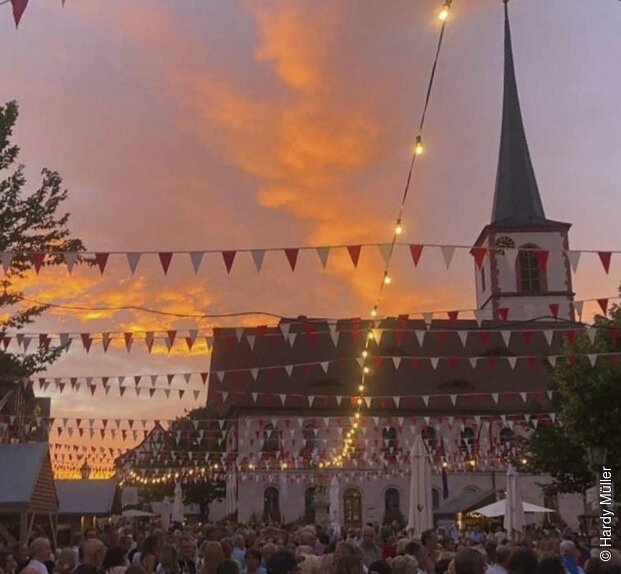 Weinfest der Winzer Sommerach (Sommerach, Fränkisches Weinland)